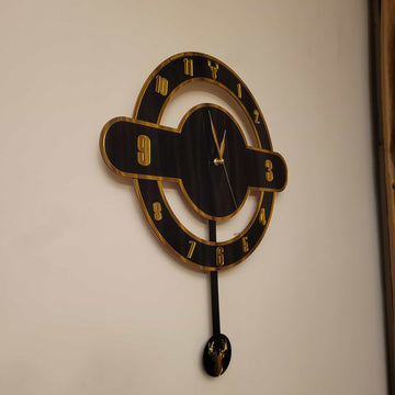 Modern Dual-Layer Deer Pendulum Acrylic Wall Clock – Black & Gold (16 Inches)